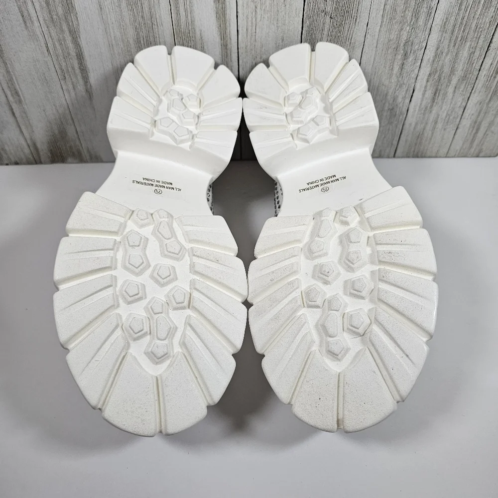 Vegan NEW white jeweled chunky platform lightweight man made y2k size 7.5